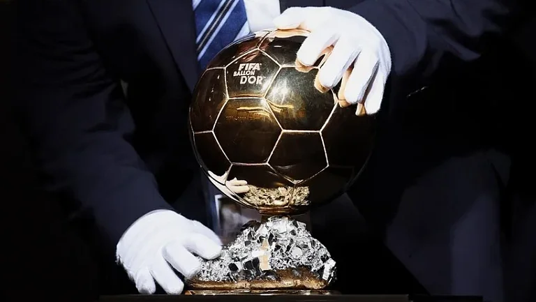 Как отличить «Золотой мяч» от награды ФИФА «Лучшему футболисту»