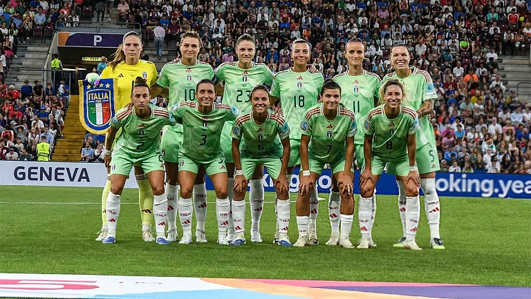 Италия терпит поражение в минуте от финала Евро-2025