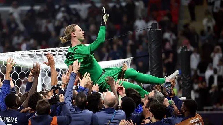 ПСЖ в официальном отчёте отдельно отметил вратаря Сафонова после финала