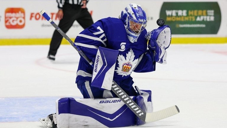 Российский вратарь Ахмятов вызван в «Торонто» 