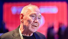 Романцев хочет рассказать о дружбе с Василием Уткиным