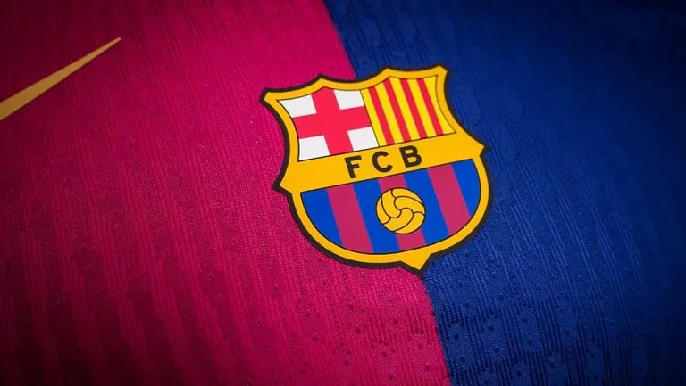 «Барселона» получит 40 млн от спонсора и борется за регистрацию игроков