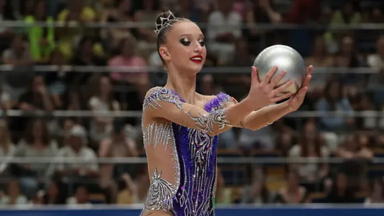 Российская гимнастка Чугунихина объявила о завершении карьеры в 18 лет