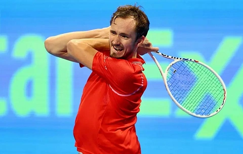 Даниил Медведев снялся с турнира ATP-250