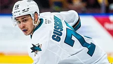 Форвард Даниил Гущин отличился за «Колорадо» в предсезонной игре