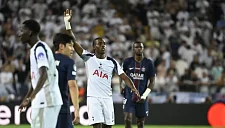 Франк требует от болельщиков «Тоттенхэма» поддержать Теля после оскорблений