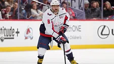 Овечкин возвращается на лёд спустя две недели после перелома ноги