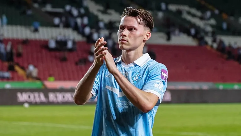 «Крылья Советов» отложили продажу Олейникова в «Локомотив»