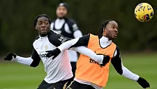 Мареска исключил возвращение Стерлинга и Дисаси в состав «Челси»