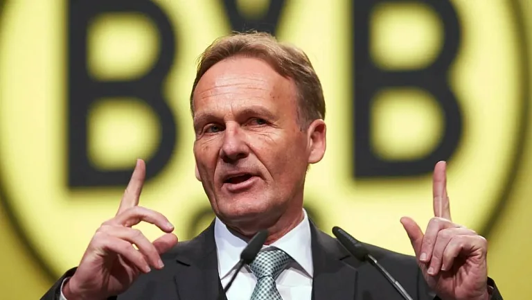 «Не нужно участвовать в каждом безумии». Ватцке — о трансферах «Боруссии»