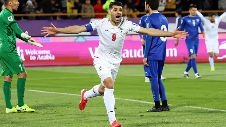 Иран вышел на ЧМ-2026 после дубля Тареми в матче с Узбекистаном