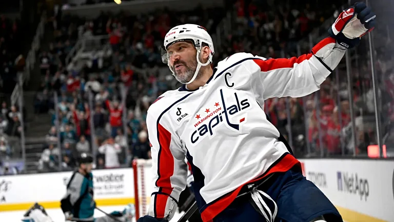 Овечкин грозит обойти Фрэнсиса в списке бомбардиров в гостевых матчах НХЛ