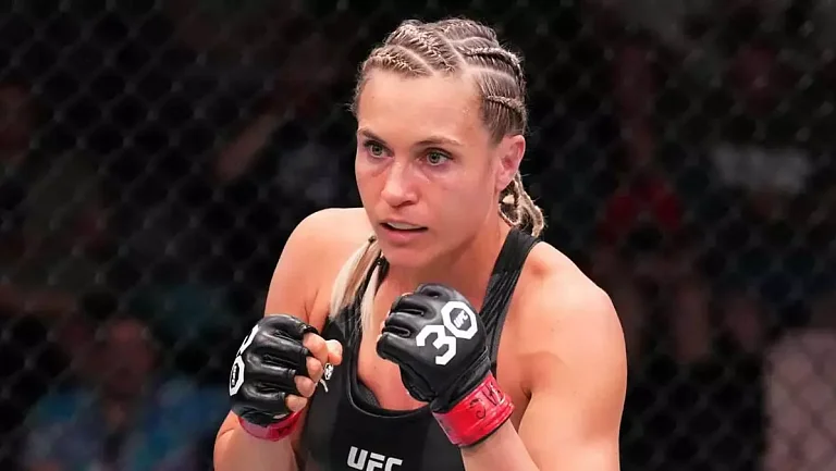 Яна Сантос встретится с Мэйси Чиассон на UFC 320