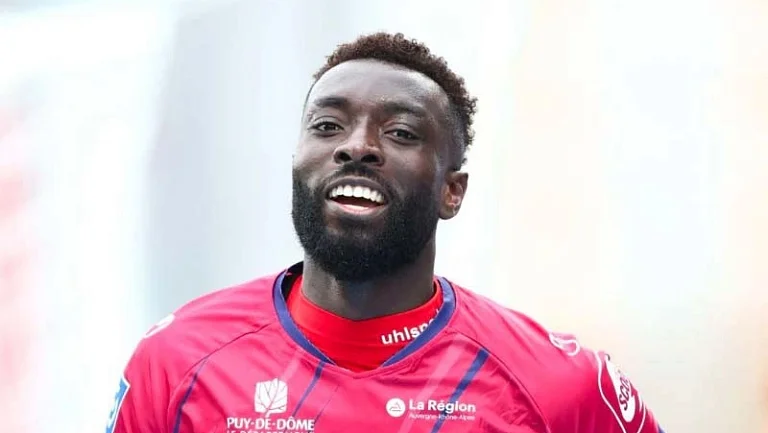 Грежон Кье может покинуть «Стандард» — на него претендуют в Европе и Азии