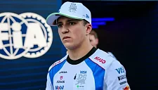 Исаак Хаджар начнет гонку с пит-лейна после замены двигателя