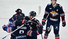 «Металлург» разгромил «Нефтехимик» в матче с 15 шайбами