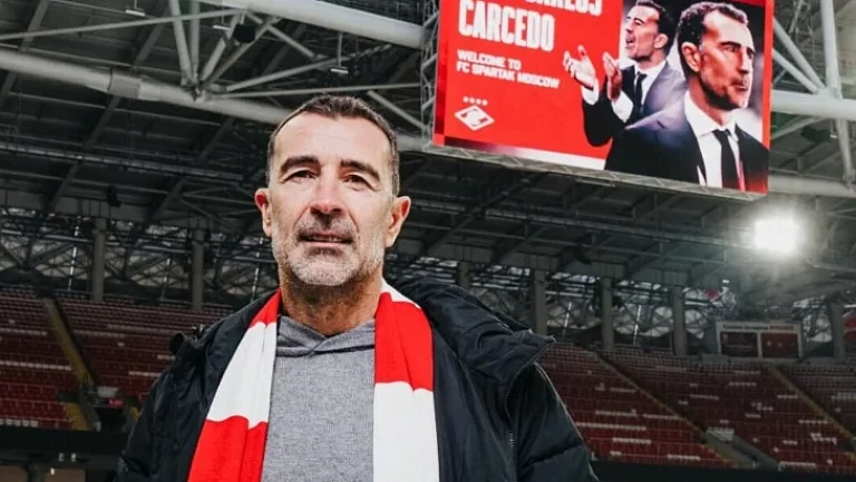 Новый тренер «Спартака» Хуан Карседо посетил стадион клуба в Москве