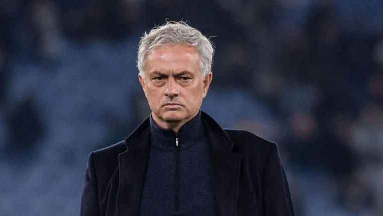 Жозе Моуринью становится главным тренером «Бенфики» до июня 2027 года