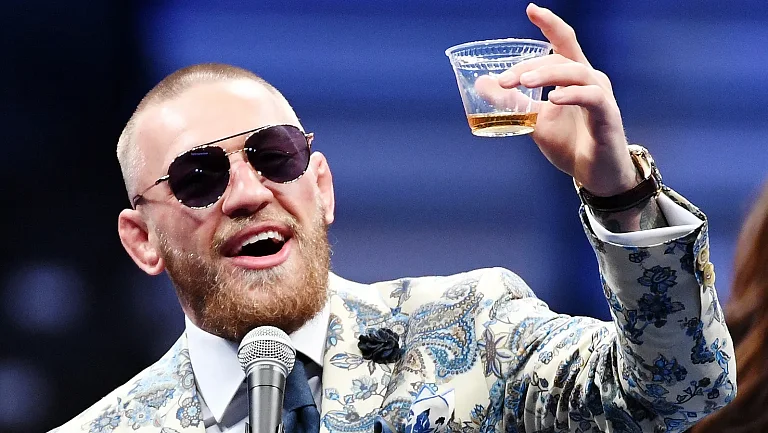 Макгрегор о бое в Белом доме: «Сделка заключена, подписана, доставлена»