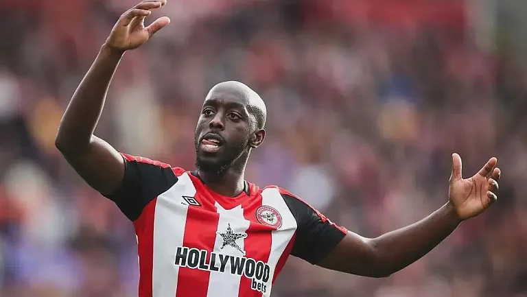 Форвард Йоан Висса вступил в открытый конфликт с «Брентфордом»