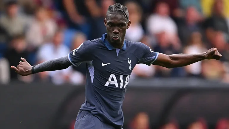 Ив Биссума- приоритетная цель «Аль-Ахли» в это межсезонье