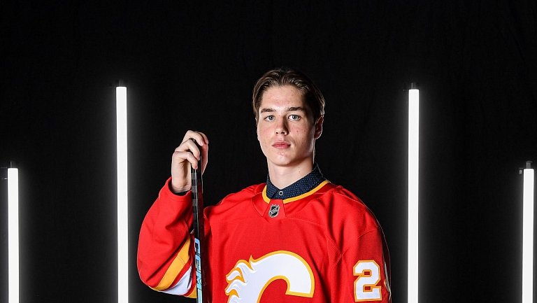 Директор по скаутингу «Калгари» оценил перспективы россиянина Гридина
