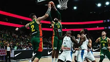 Сборная Литвы побила рекорд России на Евробаскетах по числу подборов