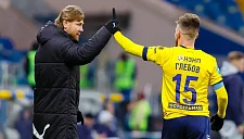 Глебов рассказал, что Осипенко любимчиком Карпина