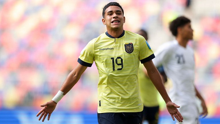 «Челси» отправит двух игроков в аренду в «Страсбург»