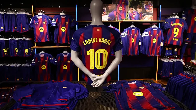 «Барселона» лидирует по количеству легендарных игроков под номером 10