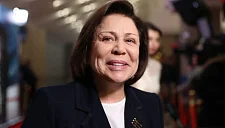 Роднина: ISU хочет оставить российских фигуристов без медалей на Олимпиаде‑2026