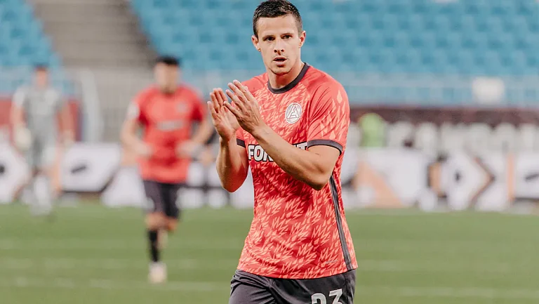 Экс-игрок ЦСКА Бистрович удивлен, как быстро Мойзес осваивает русский язык