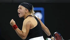 Шнайдер вышла в финал, «Бавария» забила шесть голов «Лейпцигу»