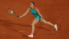 Первый сет финала «Ролан Гаррос»-2025 завершился на тай-брейке