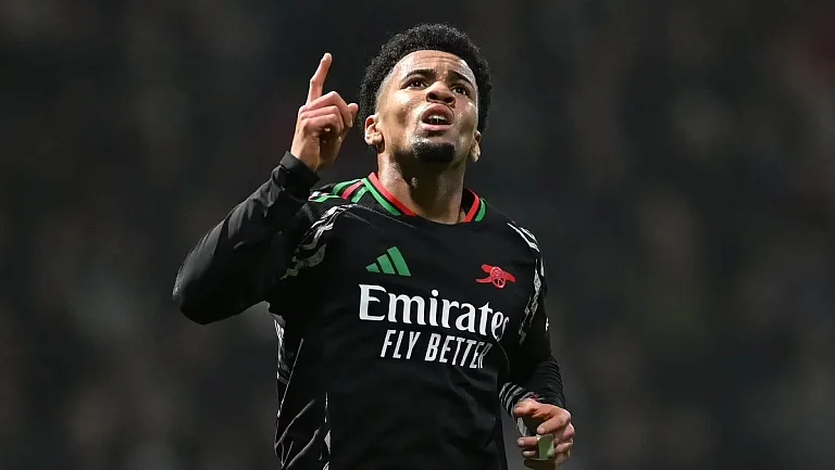 Итан Нванери продлил контракт с «Арсеналом» на пять лет