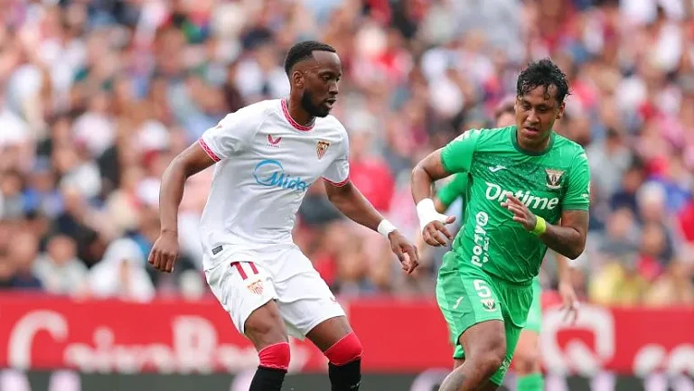 Травма ставит под сомнение игру Лукебакио против «Жироны»