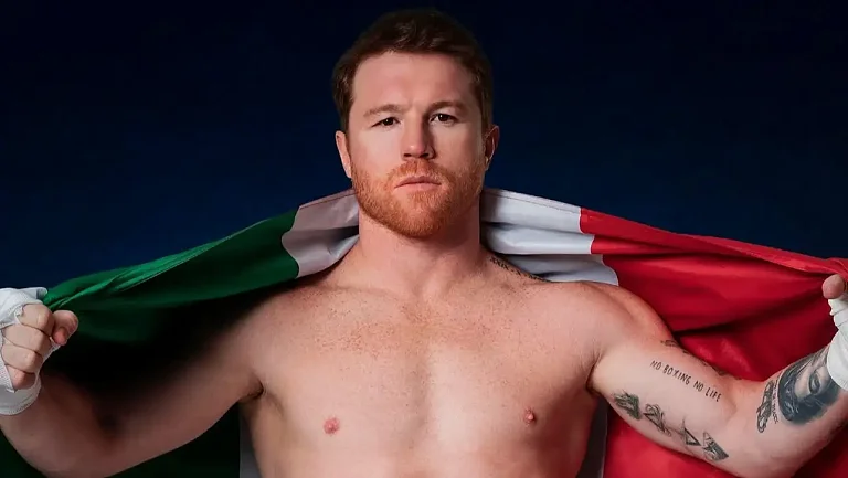 Сауль Альварес поделился планами на поединок против Теренса Кроуфорда