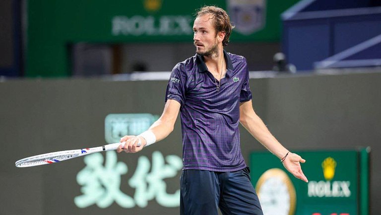 Медведев рассказал почему поехал на Almaty Open вместо Six Kings Slam