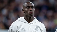 Менди не хочет уходить из «Реала» и готов конкурировать