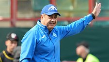 «Динамо» Махачкала продлевает контракт с тренером Хасанби Биджиевым