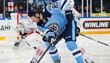«Сибирь» одержала волевую победу над «Авангардом» в матче КХЛ