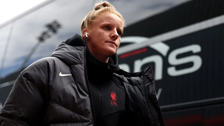 Бывший защитник «Ливерпуля» Джас Мэттьюс подписала контракт с «Бернли»