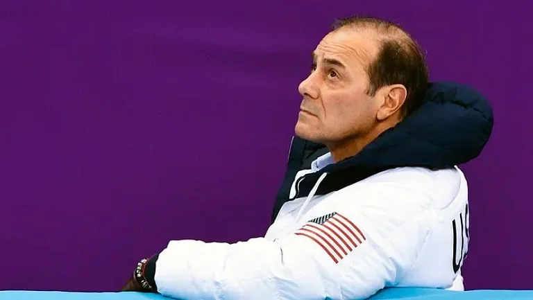 Тренеру Ильи Малинина срочно сделали аккредитацию на Олимпиаду