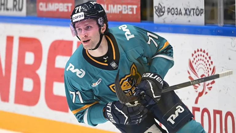Хоккеист из США заявил, что не хотел ехать в Россию после предложения из КХЛ