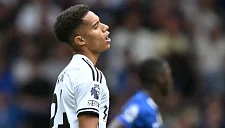 VAR отменяет гол Кинга: эксперты критикуют решение