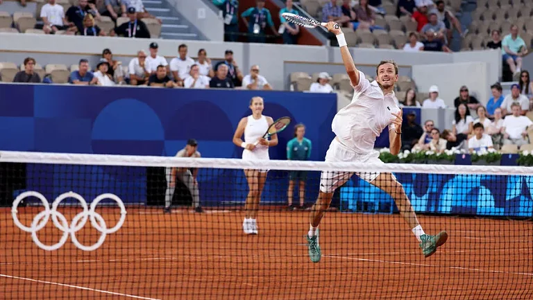 Тарпищев оценил выступление россиян, выбывших с Australian Open