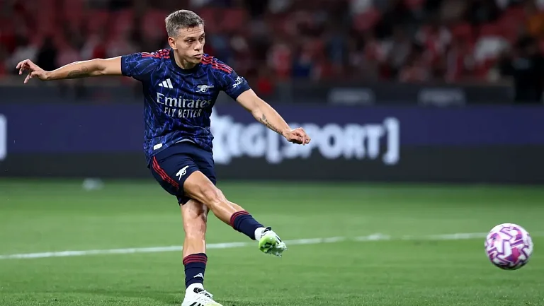 Романо подтверждает, что Троссард не покинет «Арсенал»