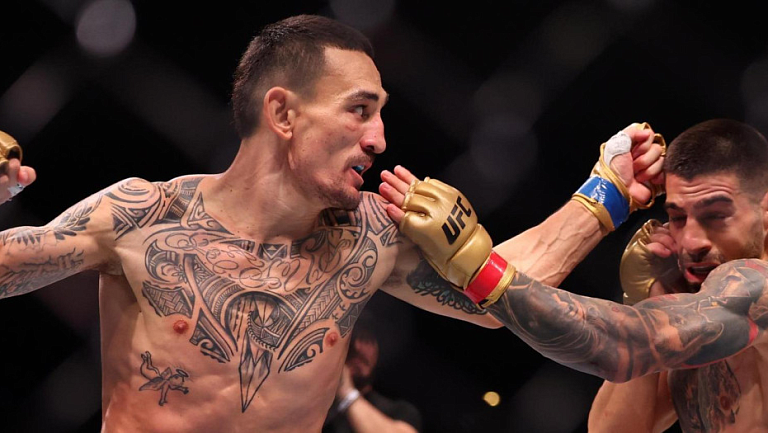 Топурия не хочет драться с Царукяном и жестко ответил Холоуэю