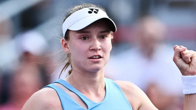 Елена Рыбакина в трёх сетах переиграла Сарасуа на турнире в Цинциннати