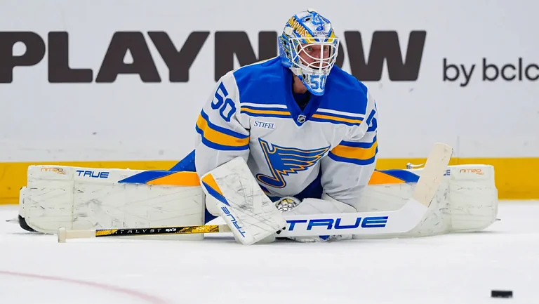 Защитник «Вашингтона» прокомментировал инцидент с шайбой Овечкина